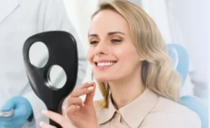 How long after dental filling can I eat?